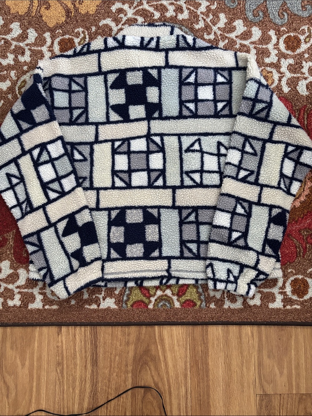 Urban Outfitters BDG Cream and Navy Geometric Sherpa Half-Zip Pullover - Picture 3 of 4